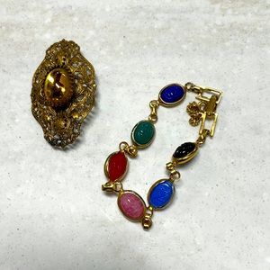 Ladies brooch and bracelet.